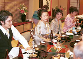 ご家族やお友達などとご利用くださいませ ご家族やお友達などとご利用くださいませ